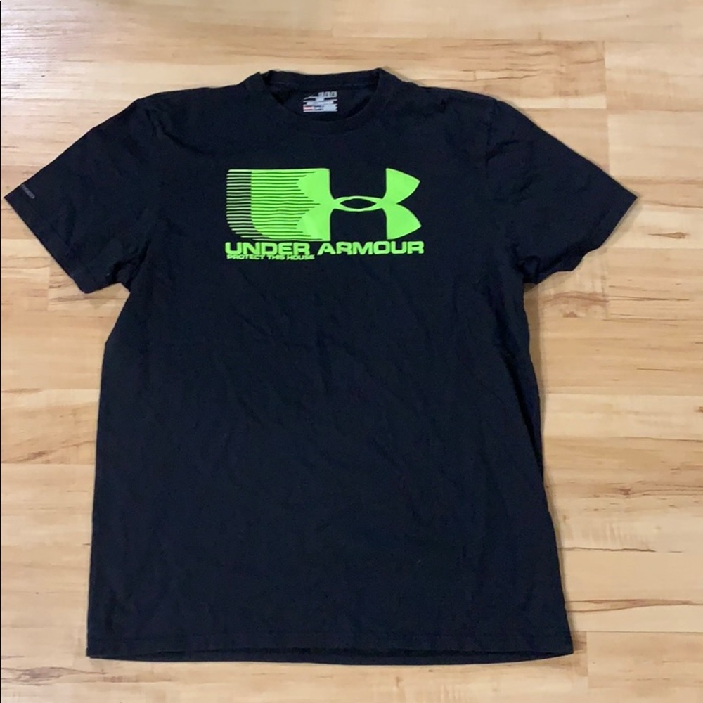 Under armour workout shirt